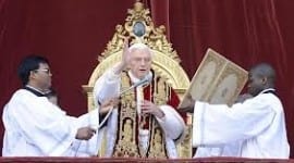 “Άνοιγμα” με πολλές προεκτάσεις στους ομοφυλόφιλους από τον Πάπα