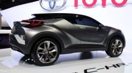 Toyota C-HR 2017: Από τη Γενεύη στον… αστικό crossover «χάρτη»